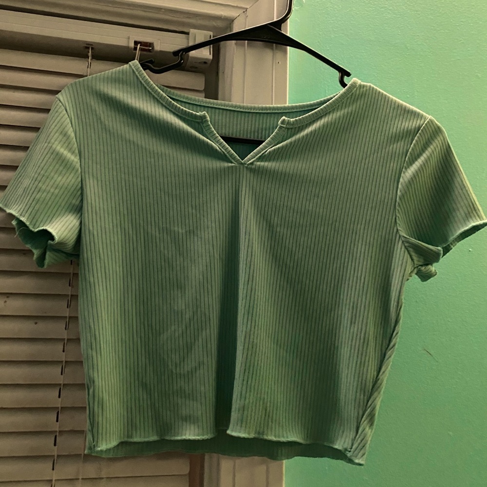 tee-shirt